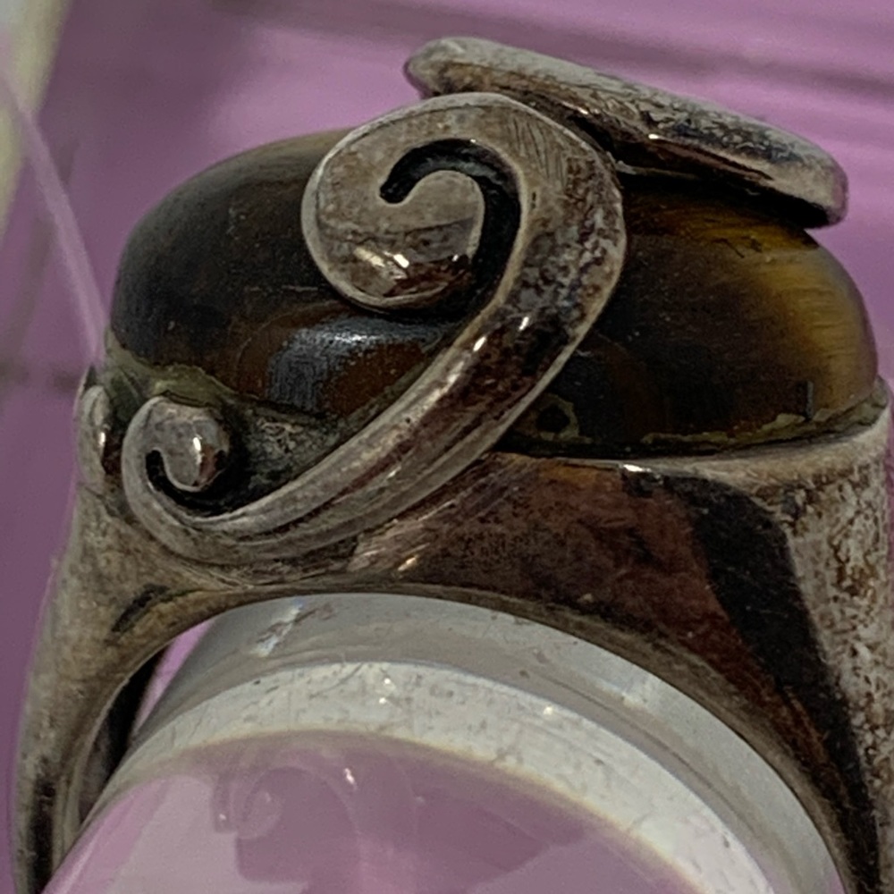 Ring - Picture 4 of 4